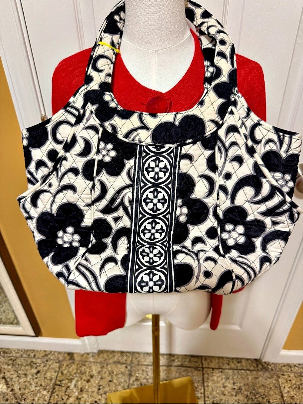 Vera Bradley Glenna Satchel Shoulder Black & White Like New